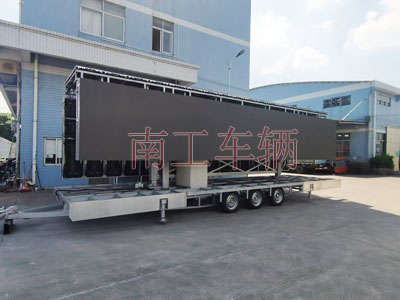 1696996069174094.jpg 45平方大型户外折叠式LED广告拖车I.jpg