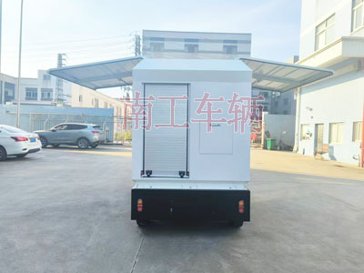 1725948962354140.jpg 2吨电动安博官方网页版-安博(中国) 飞翼箱式工具拖车I.jpg