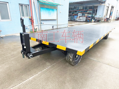 1729233886643623.jpg 6吨牵引安博官方网页版-安博(中国) 工业全挂拖车4I.jpg