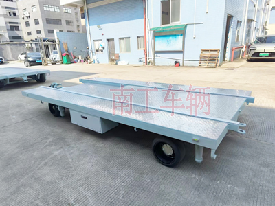 1733899376272967.jpg 船体艉段运输安博官方网页版-安博(中国)4I.jpg